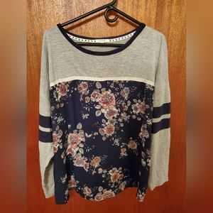 Maurices top. Size 2x